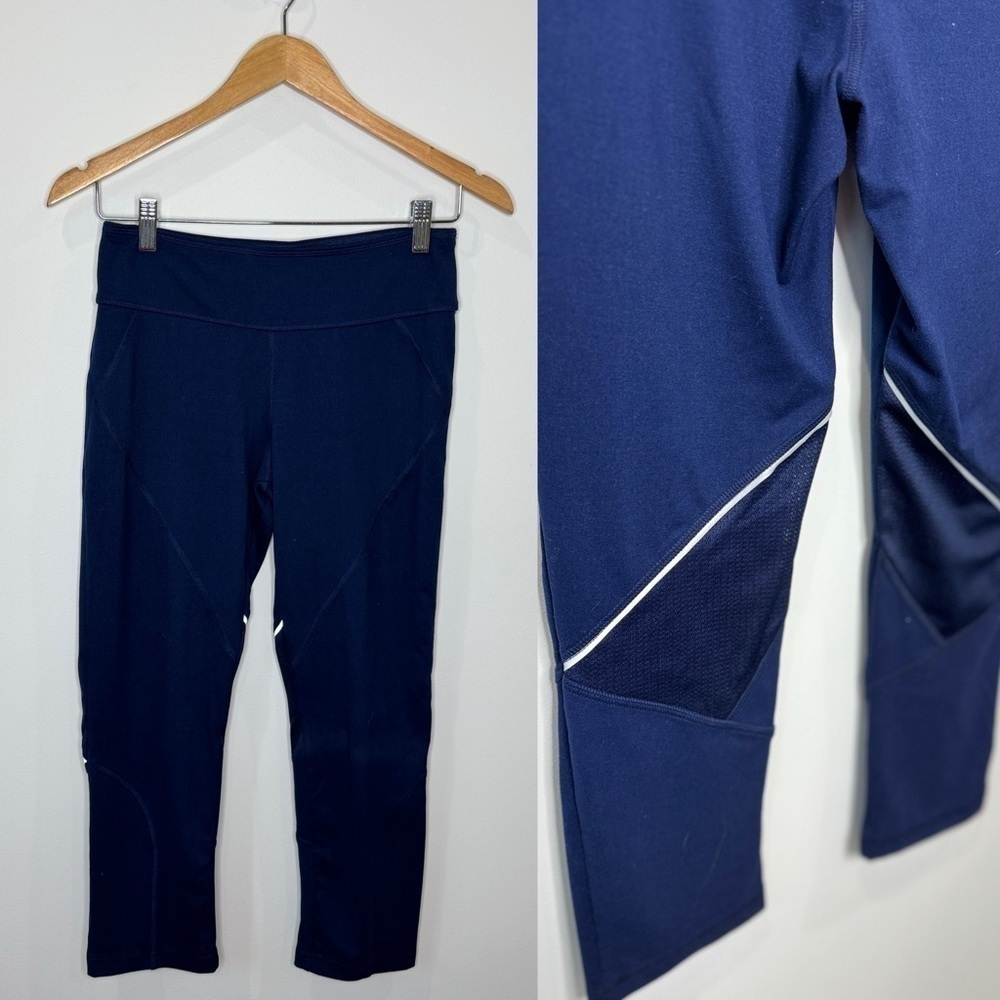 SO Yoga Blue Capri Workout Women's Leggings (Medium)